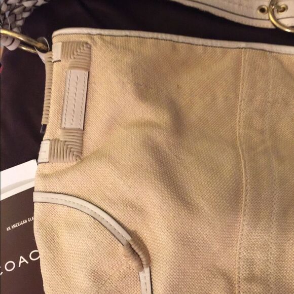 COACH® NO | Laurel Shoulder Bag In Signature Canvas | Bags  Coach‎ shoulder bag 10x14 authentic natural canvas leather no duster